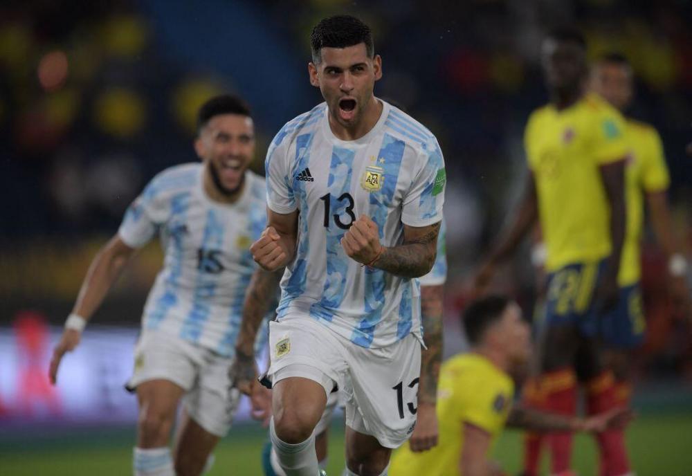 المشجع البولندي الأسطوري أندريه بوبوفسكي يستعد لكأس العالم للمرة الحادية عشرة  