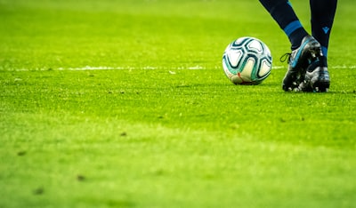 محمد صلاح يتوج بجائزة أفضل لاعب أفريقي لعام 2017 من بي بي سي  